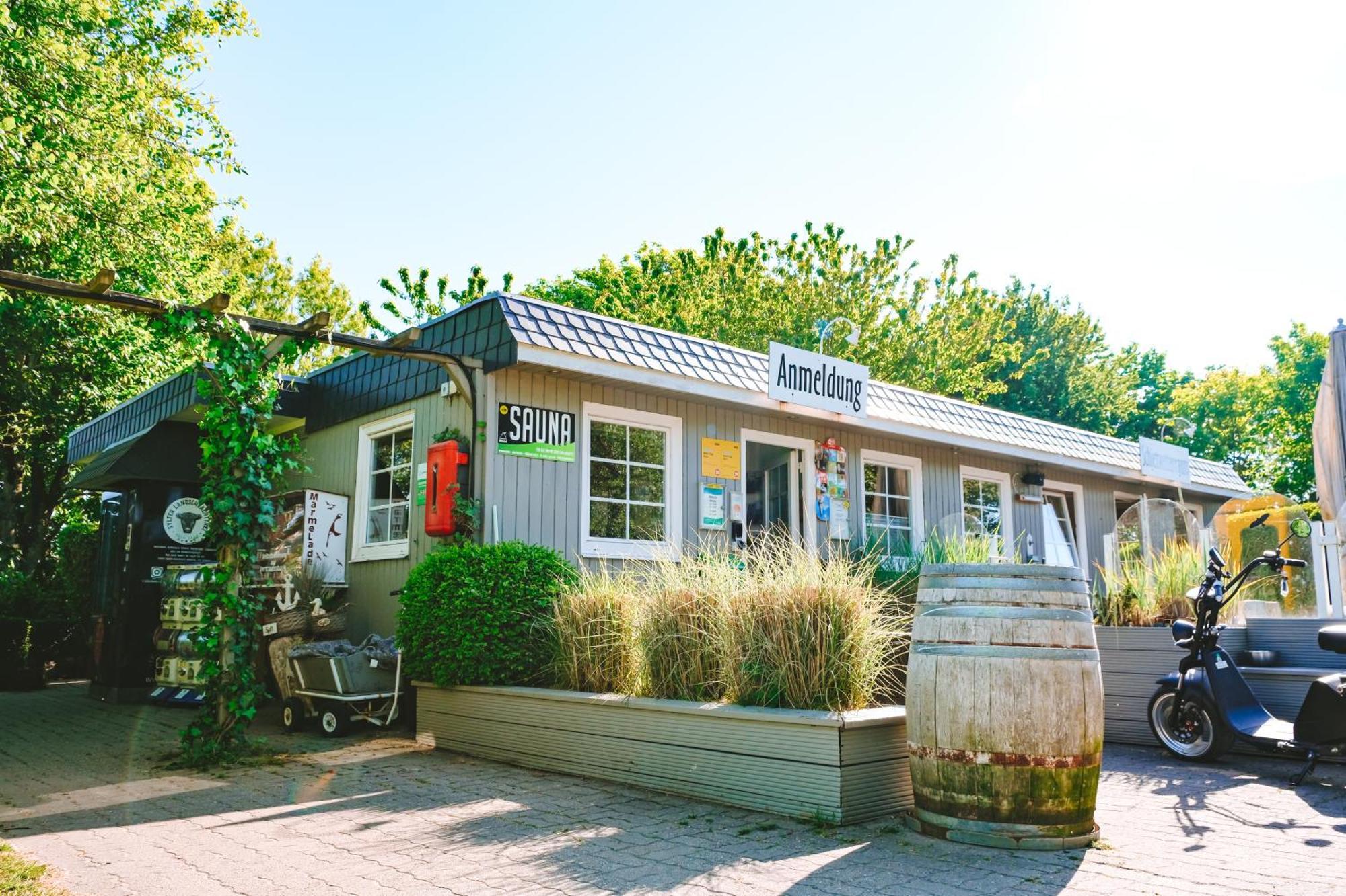 Готель Domo Camp Sylt - Glamping Camp Екстер'єр фото
